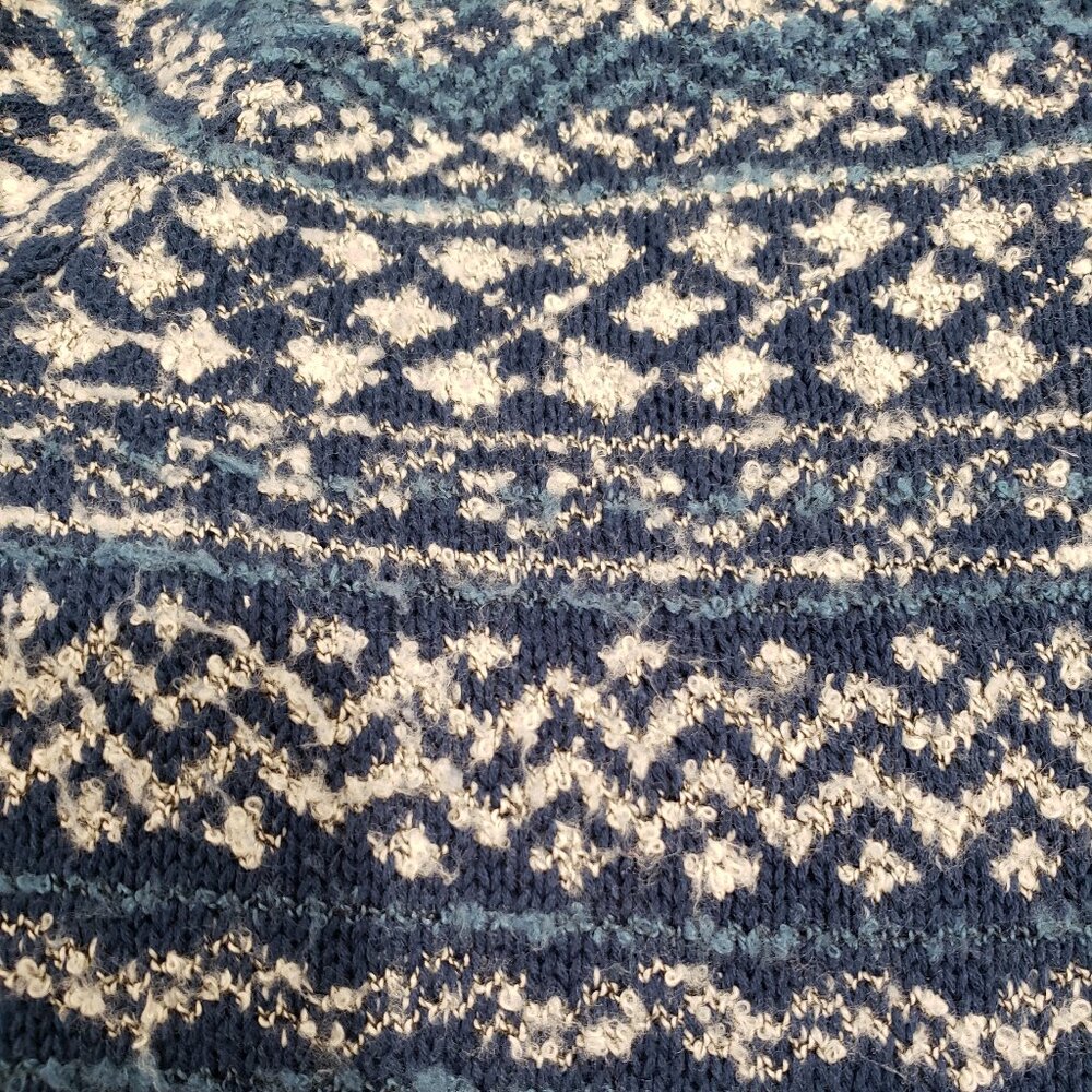 Chaps Scoop Neck Fair Isle Sweater - Picture 3 of 5